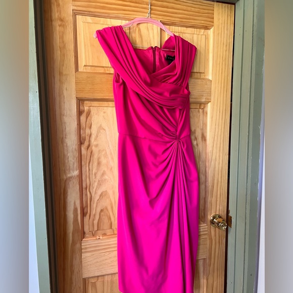 Tadashi Shoji Crepe Off-The-Shoulder Gown, Sz M - Picture 3 of 5